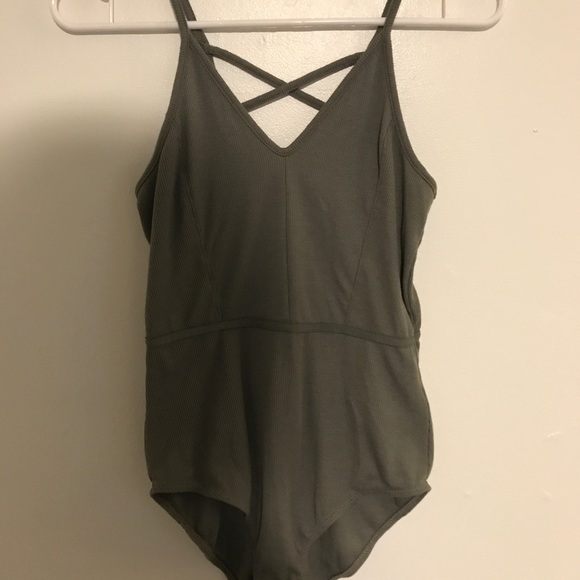 Olive Criss Cross Back Bodysuit - Picture 3 of 6